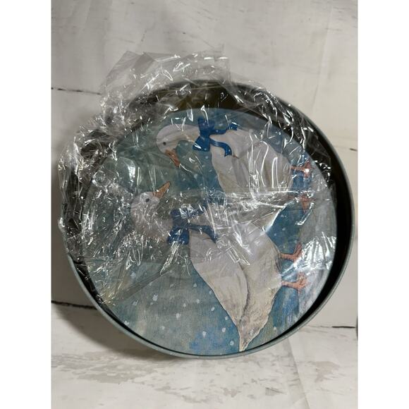 Set of 3 Vintage Round Geese Goose Metal Nesting Tins GUC - Picture 4 of 7